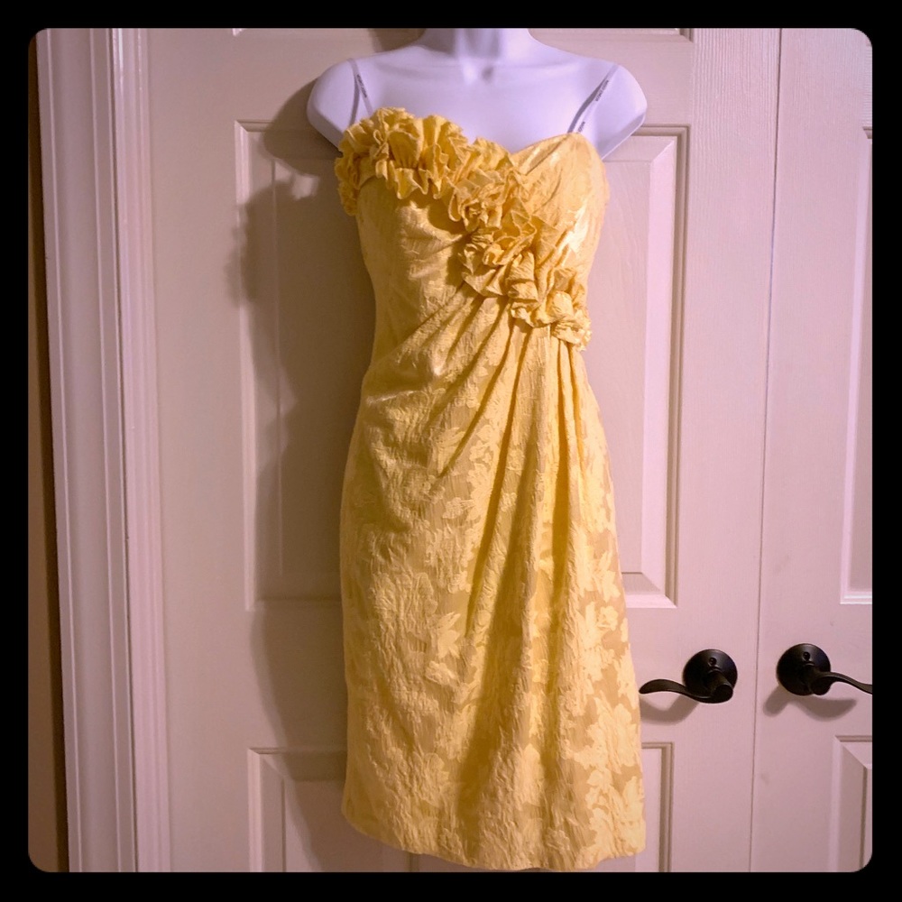 Yellow jacquard strapless dress